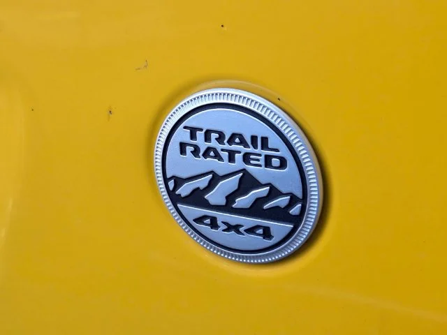 Used 2020  Jeep Unlimited Sahara image 13