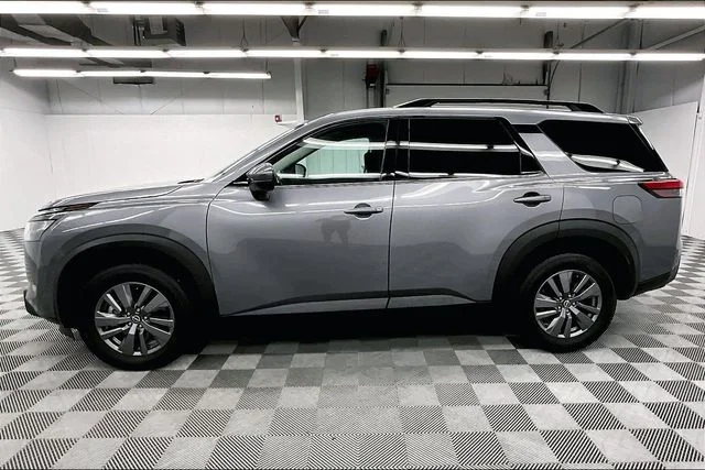 Used 2025 Gun Metallic Nissan SV image 13