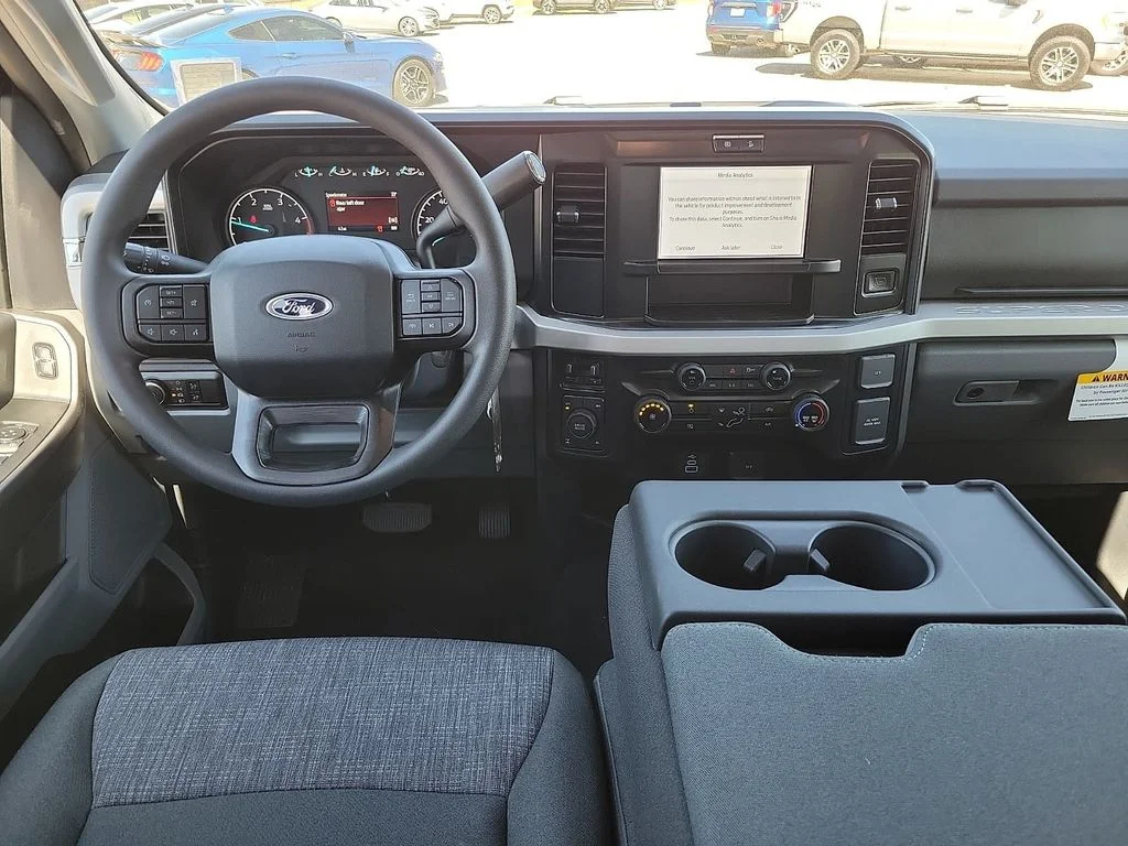 New 2026 Avalanche Ford F-250® XLT image 10