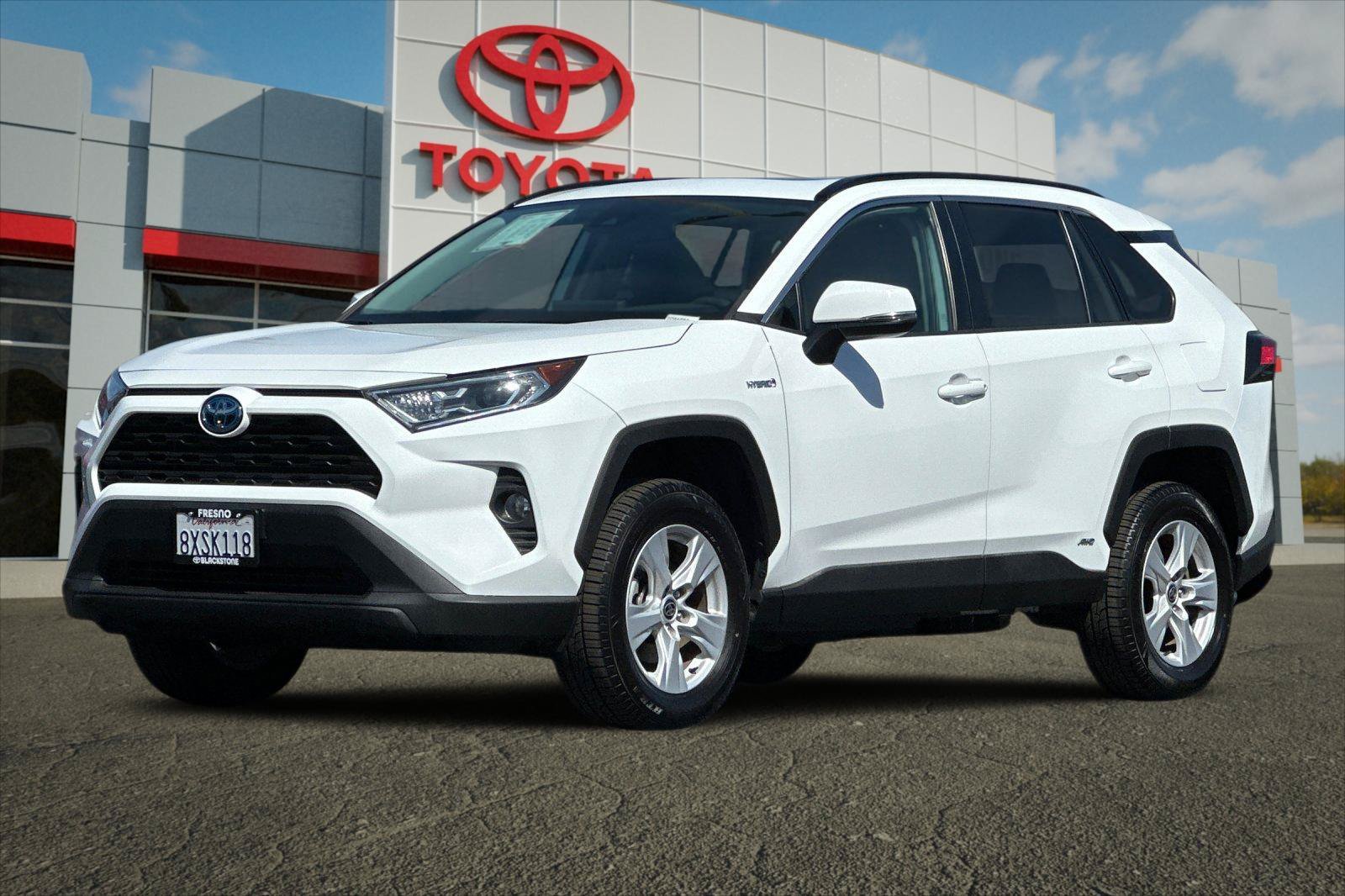 Certified Used 2021 Super White Toyota Hybrid XLE image 7