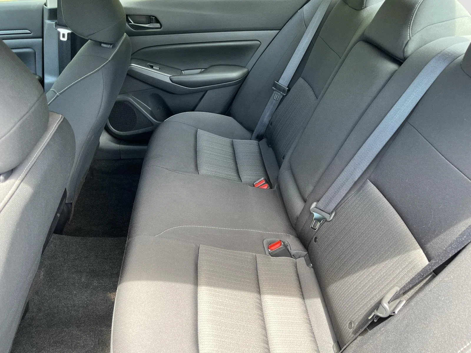 Certified Used 2025 Gun Metallic Nissan S image 17
