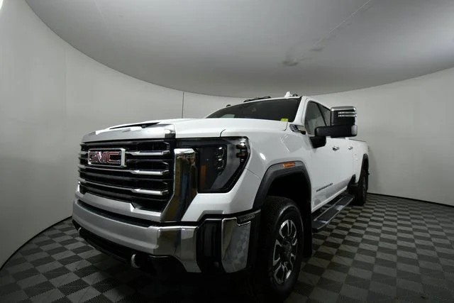 2024 GMC Sierra 3500HD SLT - Photo 6