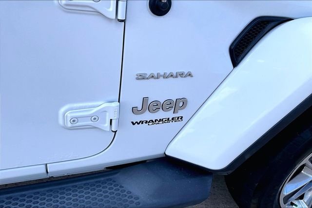 Used 2020 White Jeep Unlimited Sahara image 33