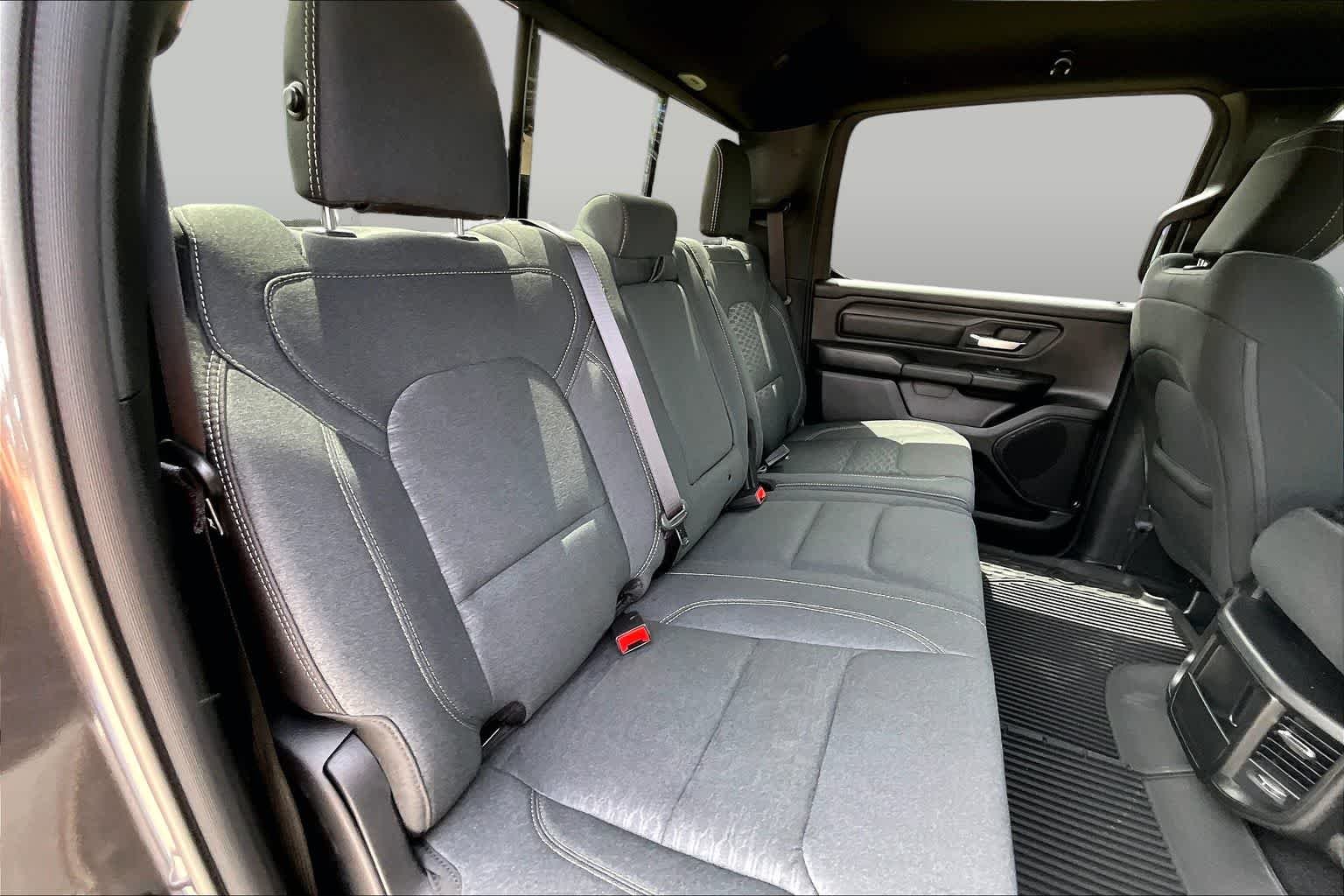 New 2026 Granite Crystal Metallic Clearcoat RAM Warlock image 23
