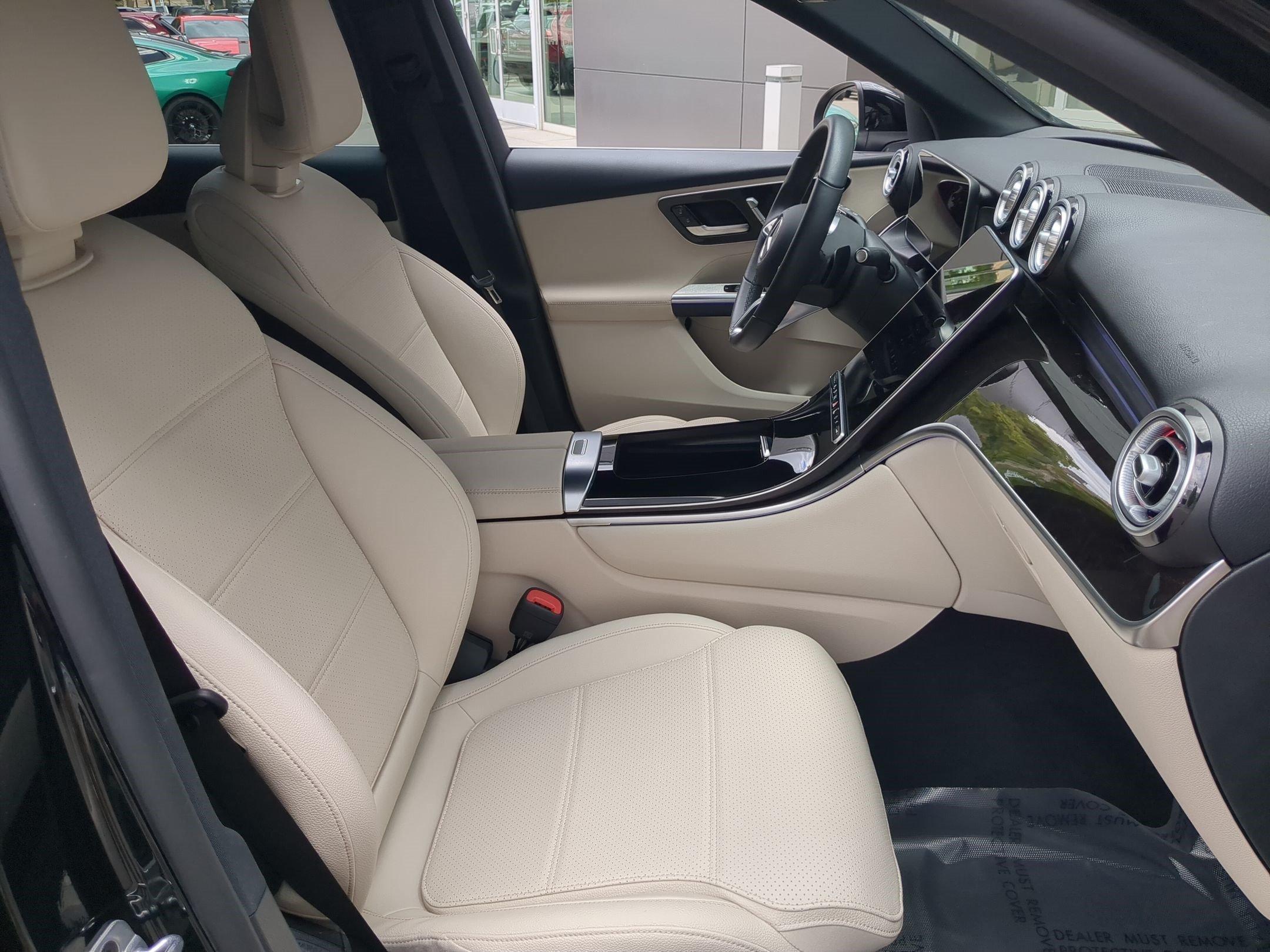 Used 2025 Black Mercedes-Benz GLC 350e image 30