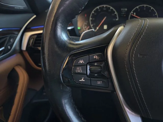 Used 2019 Mineral White Metallic BMW 540i image 23