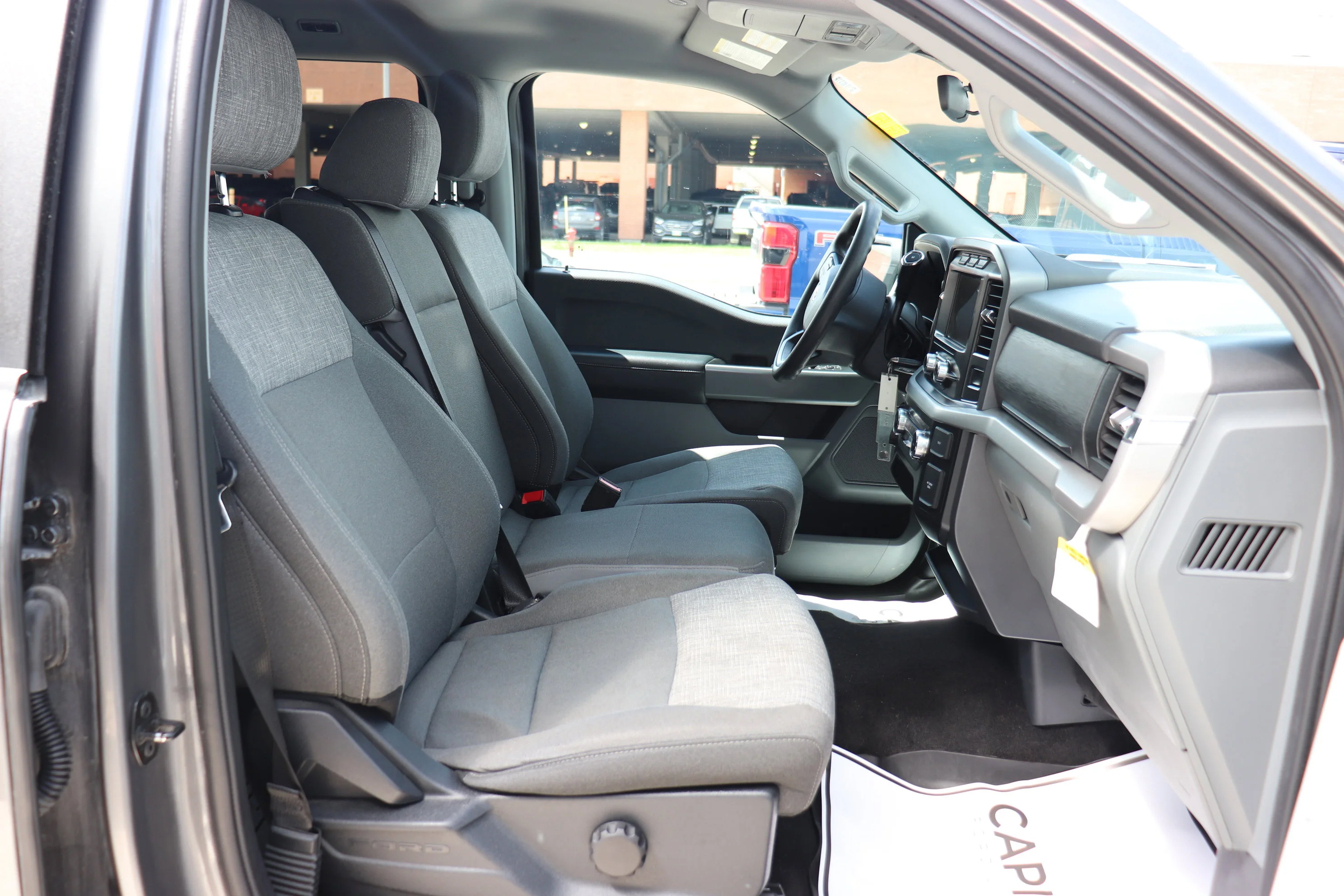 Used 2022 Gray Ford XLT 4WD SuperCrew 5.5