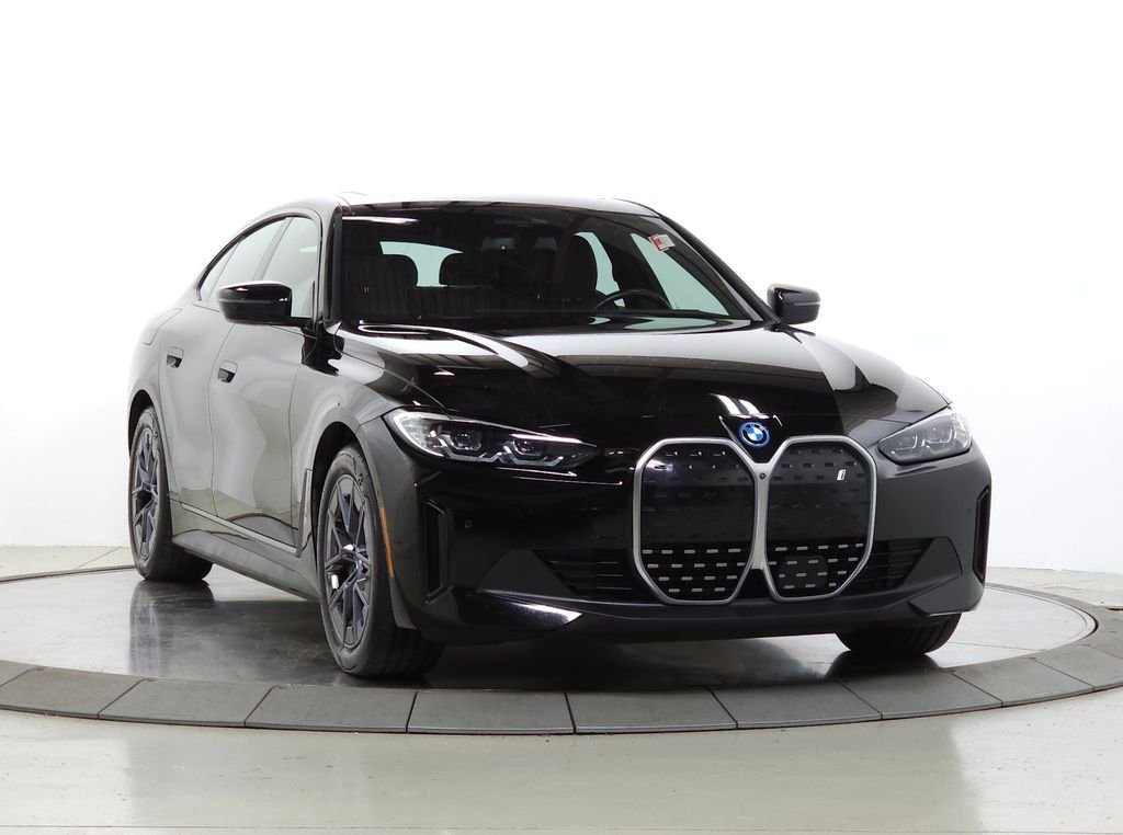 2023 BMW i4 eDrive35's photo