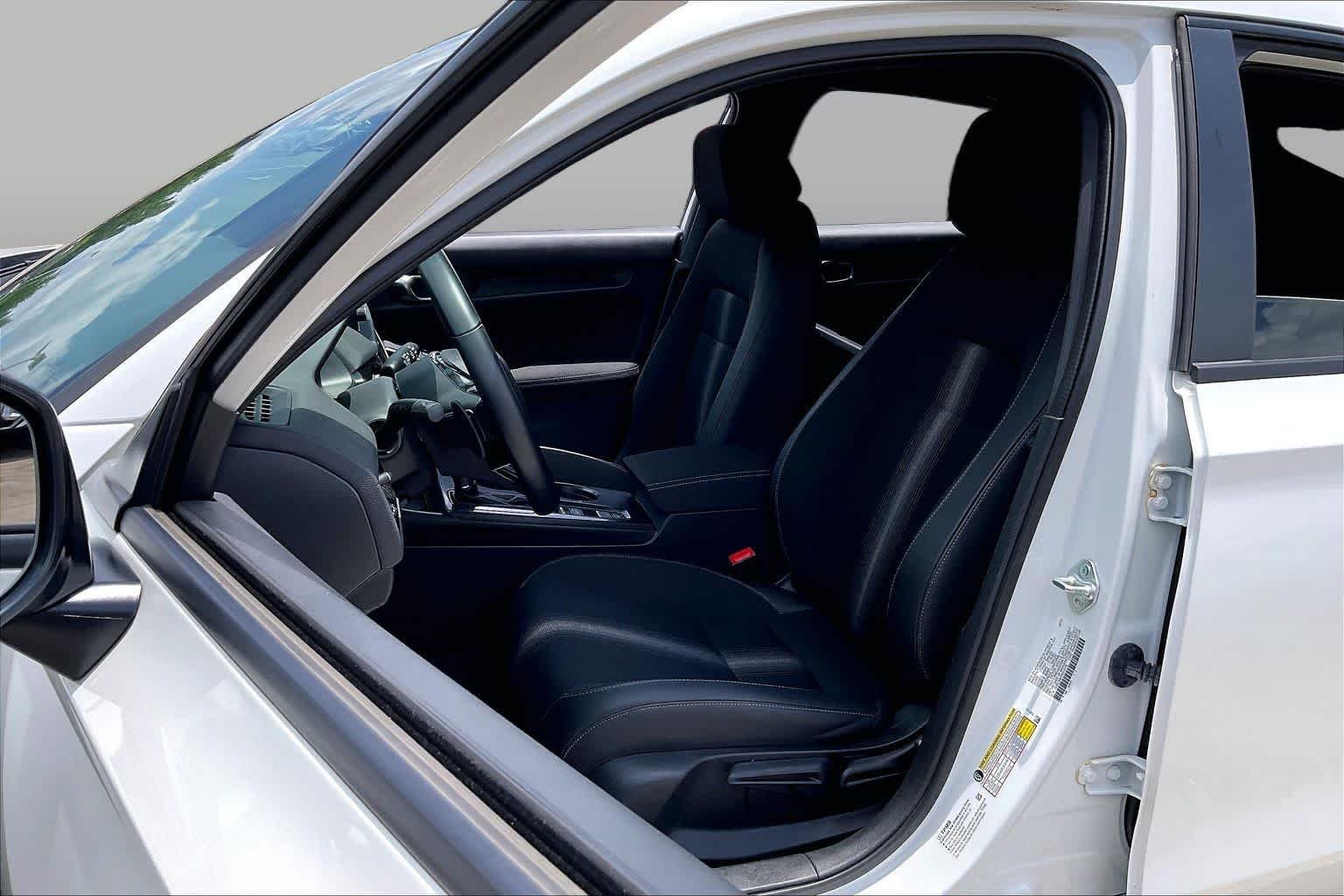 Used 2023 Platinum White Pearl Honda Sport image 7