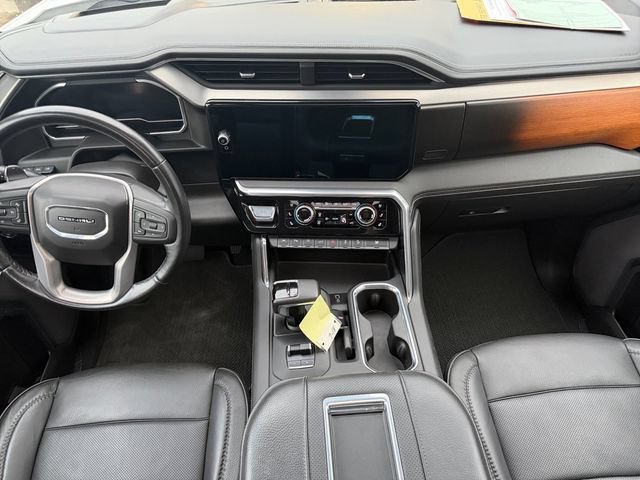 Used 2022 WHITE FROST TRICOAT GMC Denali image 21