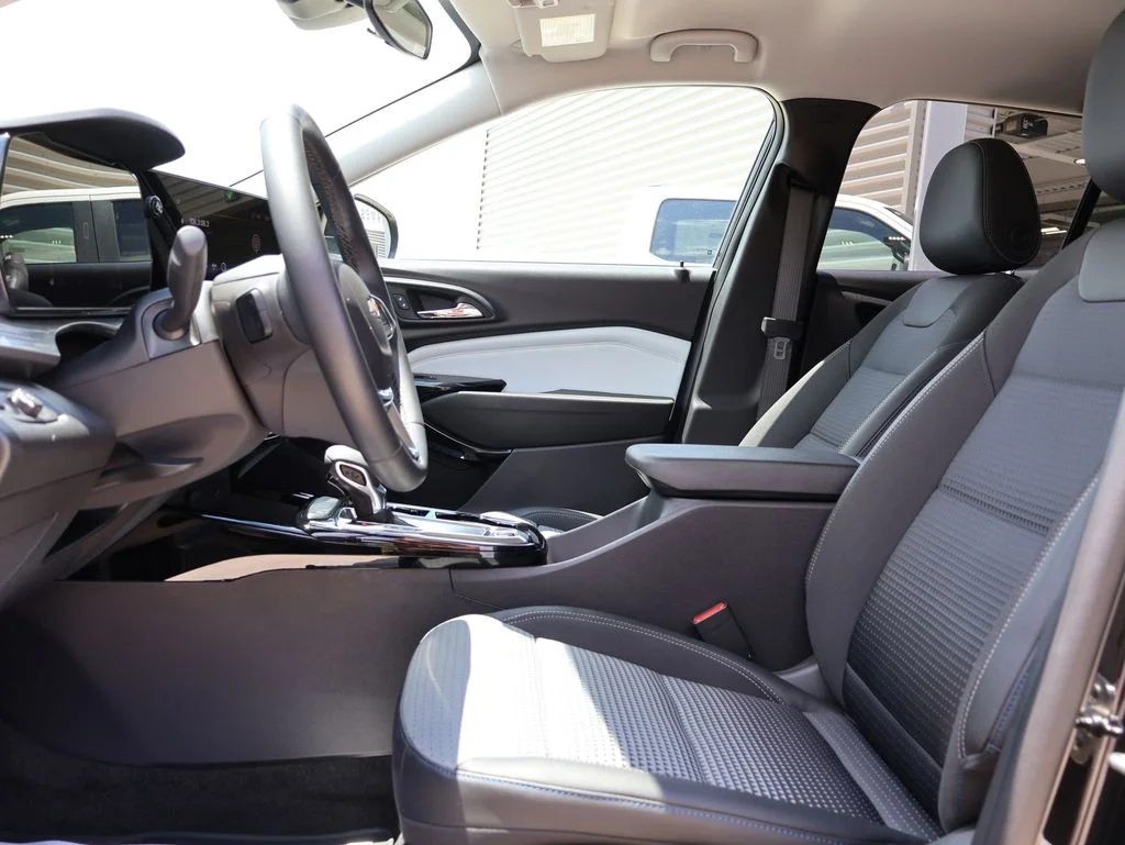 Used 2025 Black Chevrolet LT image 22