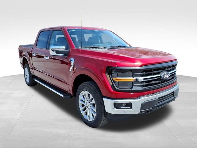 New 2026 Ruby Red Metallic Tinted Clearcoat Ford XLT image 14