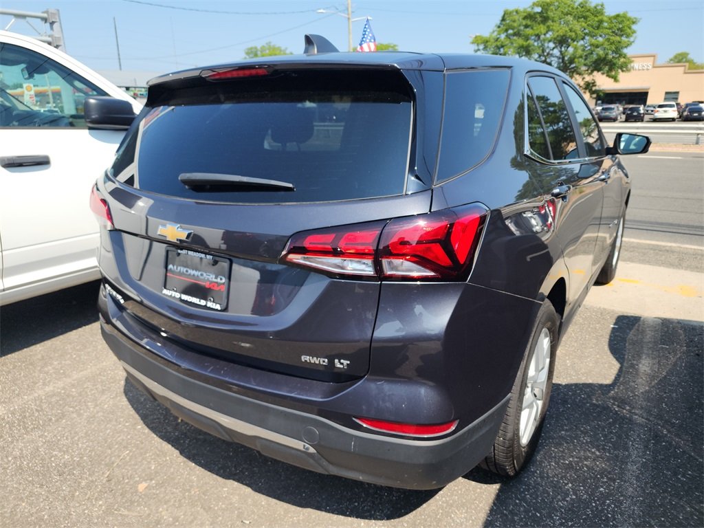 Used 2022 Chevrolet Equinox LT with VIN 3GNAXUEV2NS227807 for sale in East Meadow, NY