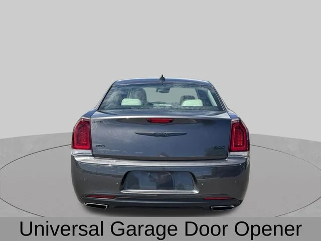 Used 2021 Gray Chrysler Touring image 6