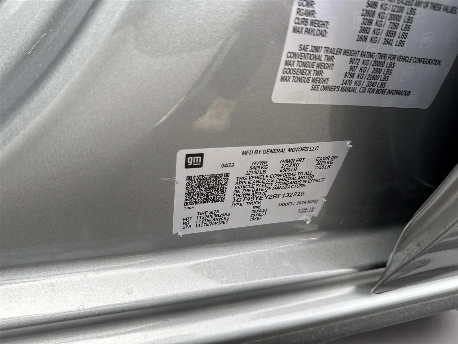 Used 2024 Sterling Metallic GMC Denali Ultimate image 41