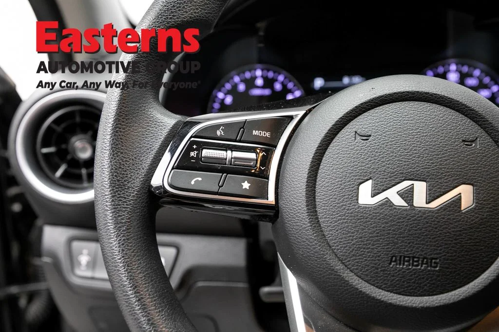 Used 2024 Black Kia LXS image 14