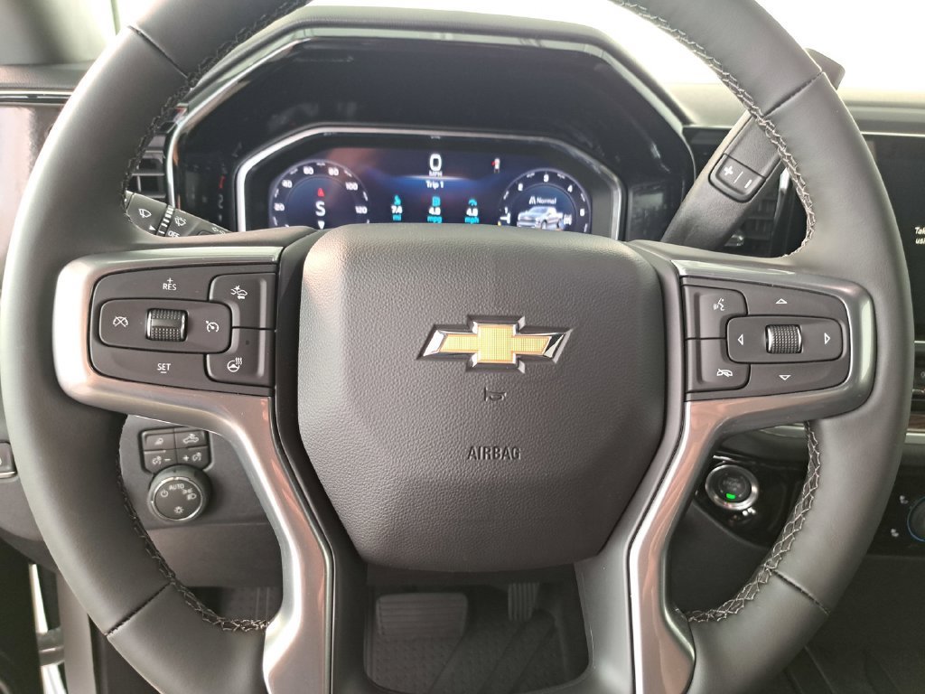 2026 Chevrolet Silverado 1500 LT - Photo 10