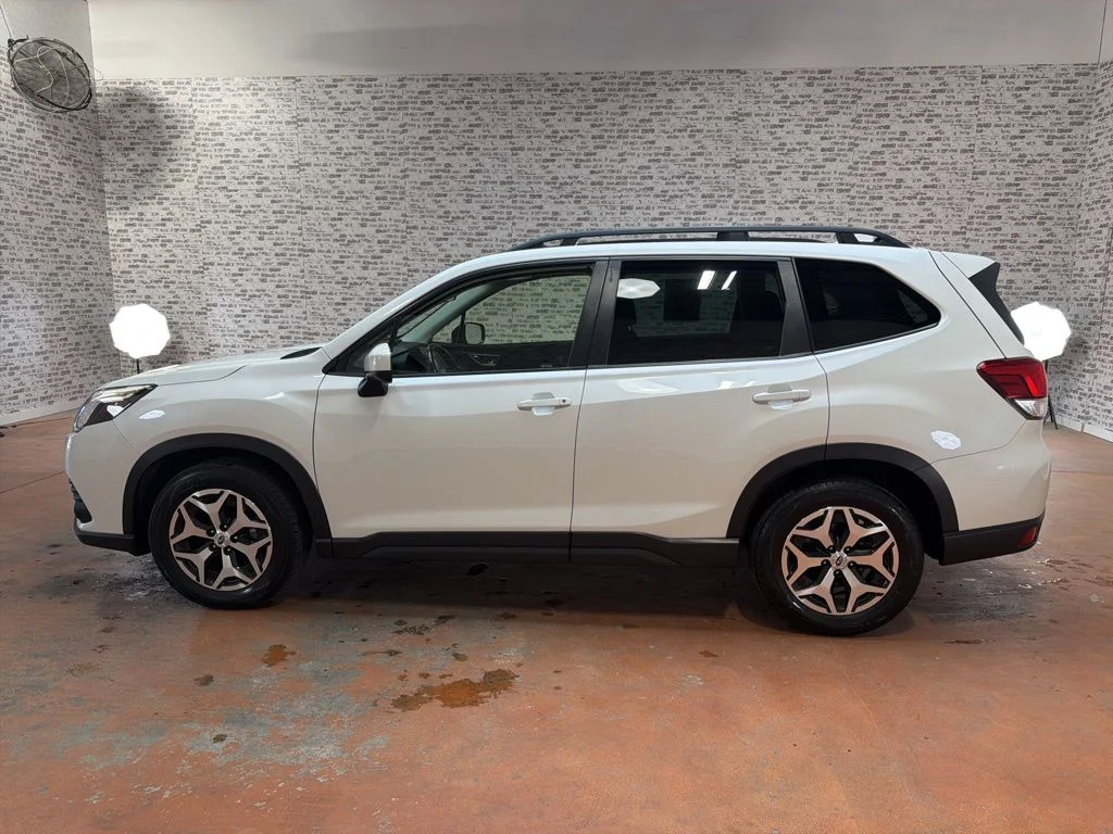 Used 2023 White Subaru Premium image 4