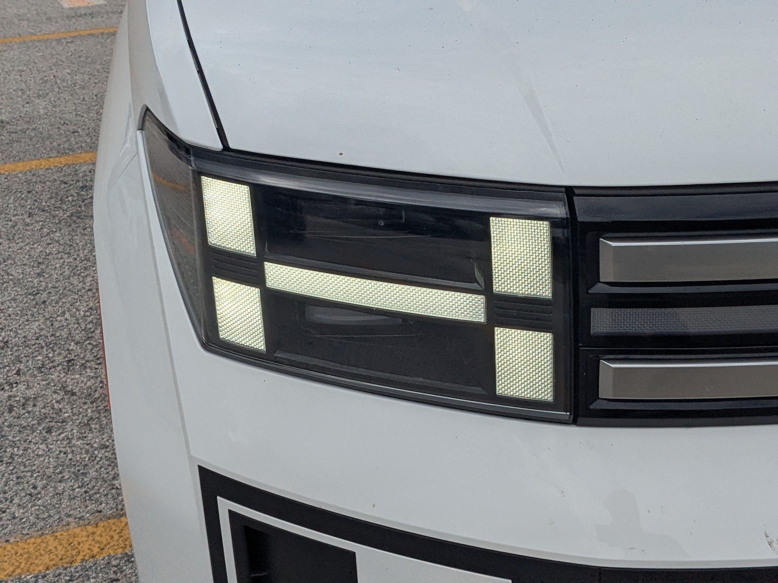 2024 Hyundai Santa Fe SE - Photo 10