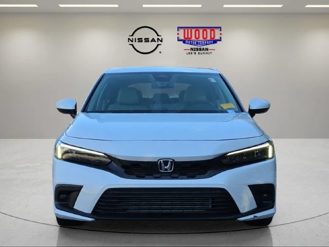 Used 2024 White Honda EX-L image 6