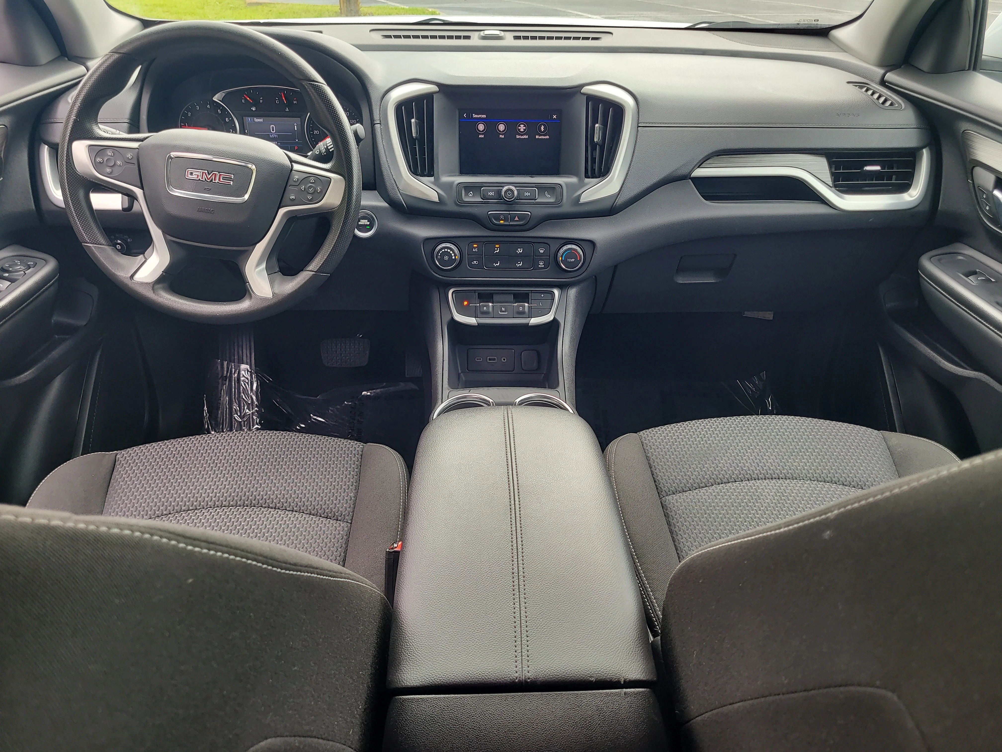 Used 2024 Summit White GMC SLE image 14