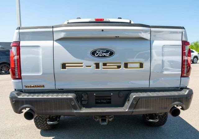 Used 2025 Space White Metallic Ford Tremor image 7