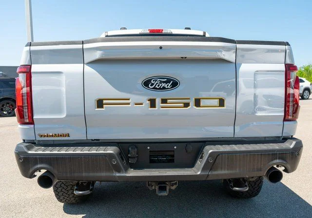 Used 2025 White Ford Tremor image 7