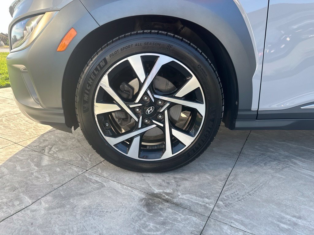 2022 Hyundai Kona Limited - Photo 7