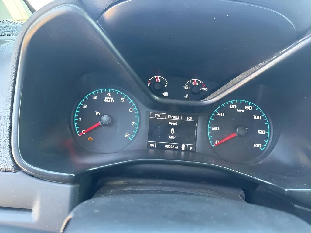 Used 2022 Summit White Chevrolet LT image 10