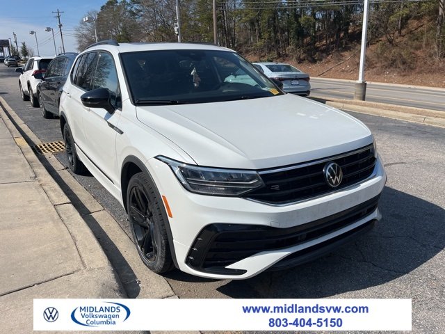 2024 Volkswagen Tiguan SE R-LINE BLACK