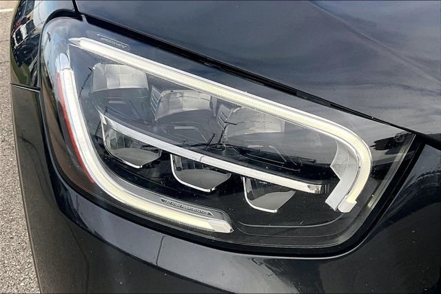 Used 2022 Gray Mercedes-Benz GLC 300 image 29