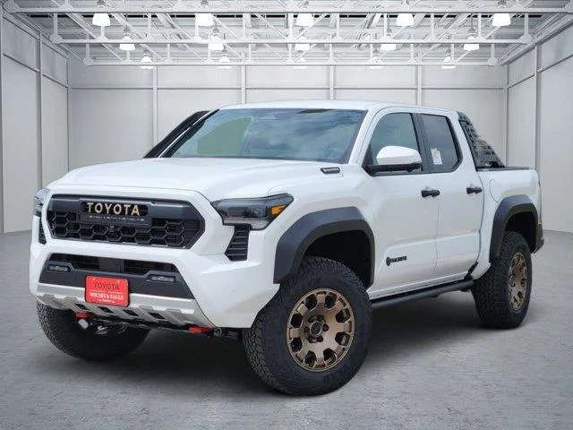 New 2026 White Toyota Trailhunter 4x4 Double Cab 5 ft. box image 1