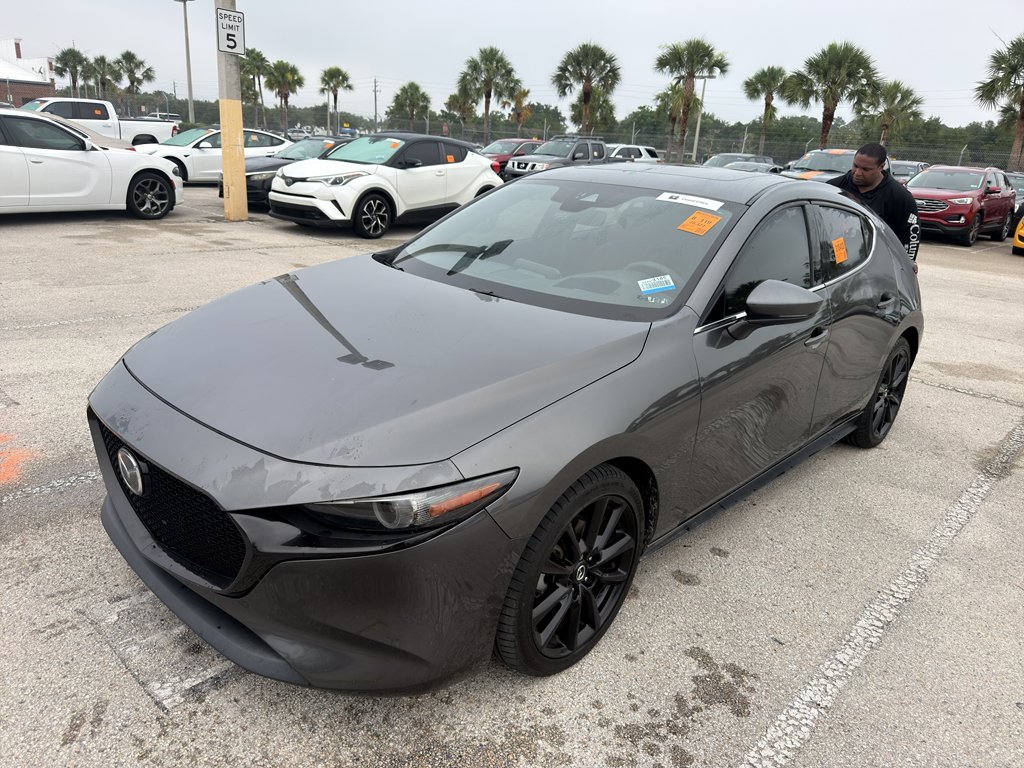 Used 2021 Machine Gray Metallic Mazda Premium image 2