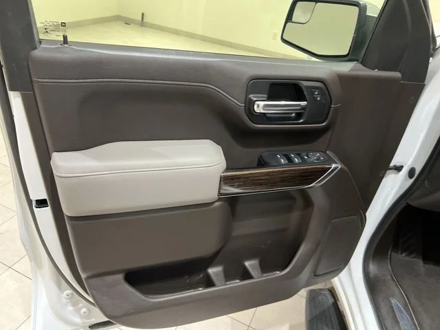 Used 2020 Summit White GMC SLE image 20