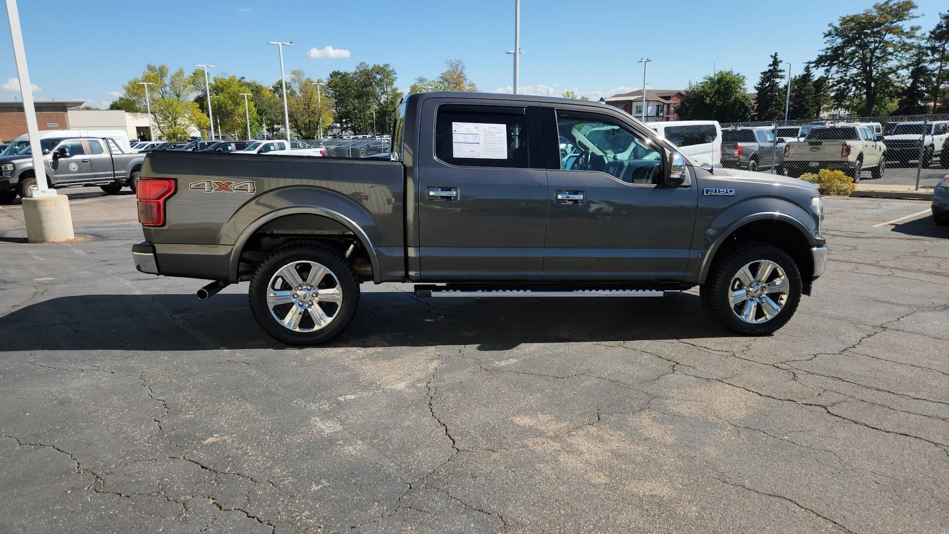 Certified Used 2018 Magnetic Ford LARIAT image 8