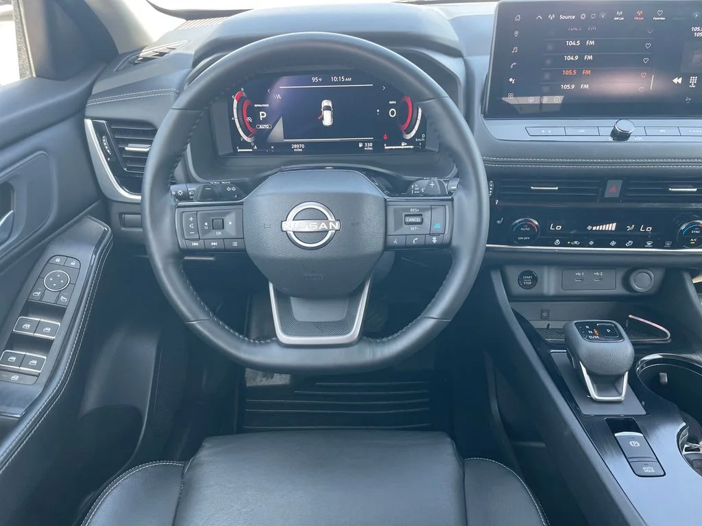 Used 2025 Gray Nissan SL image 10