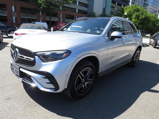 2025 Mercedes-Benz GLC GLC 350e 4MATIC's photo
