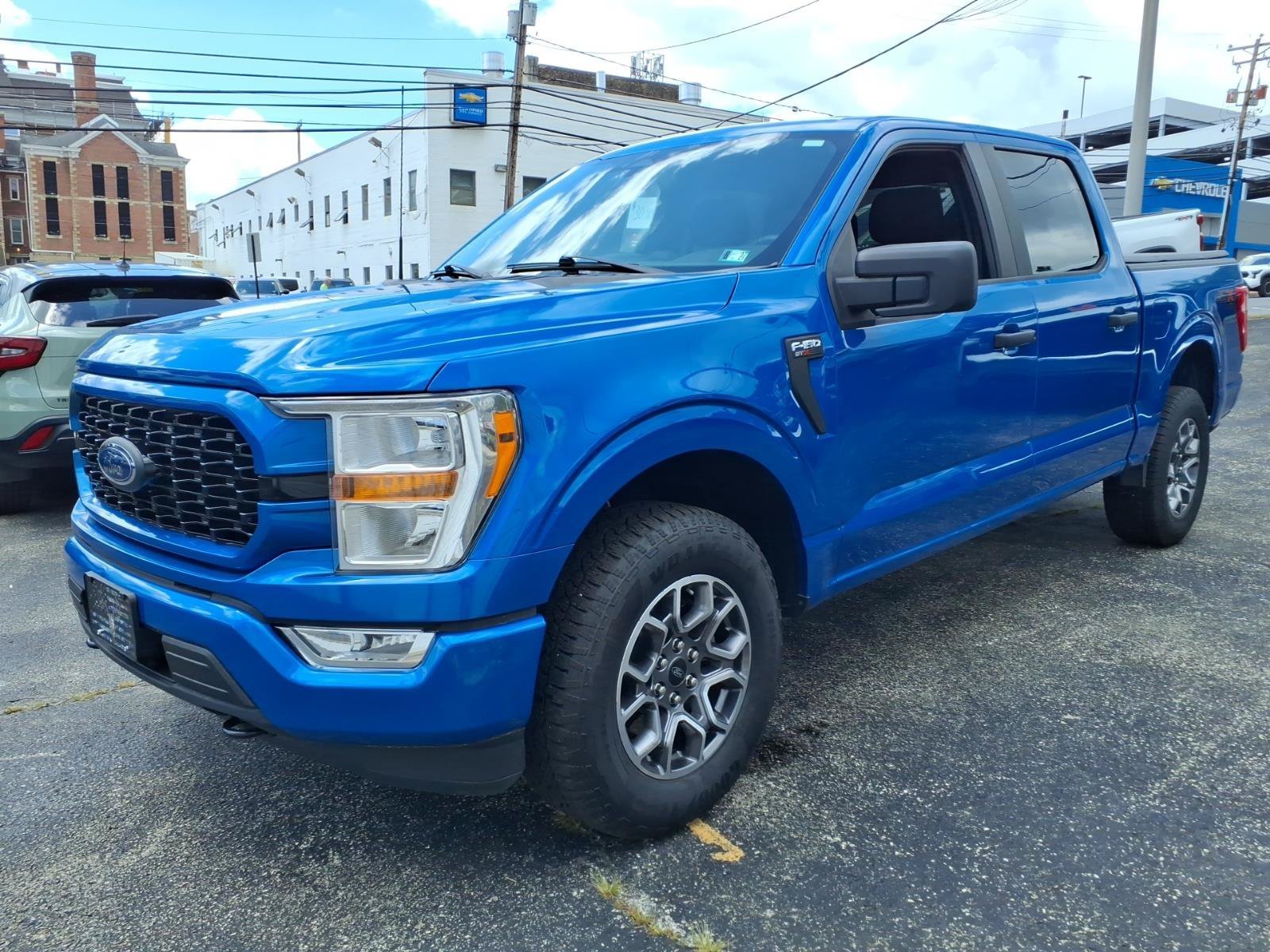 Used 2021 Velocity Blue Metallic Ford XL image 9