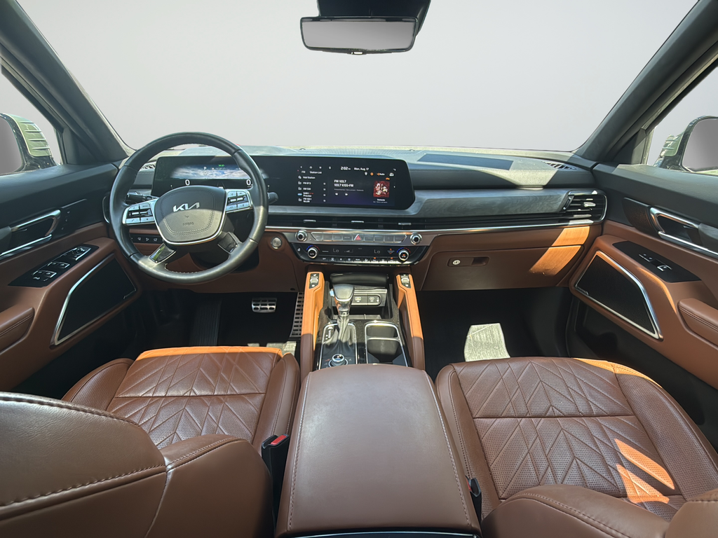 Used 2024 Green Kia SX-Prestige X-Pro image 9