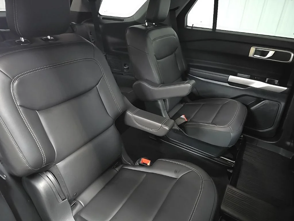 Used 2024 Green Metallic Ford XLT image 22