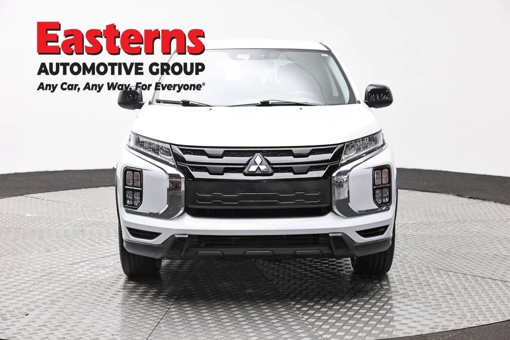 Used 2023 White Mitsubishi 2.0 LE image 2