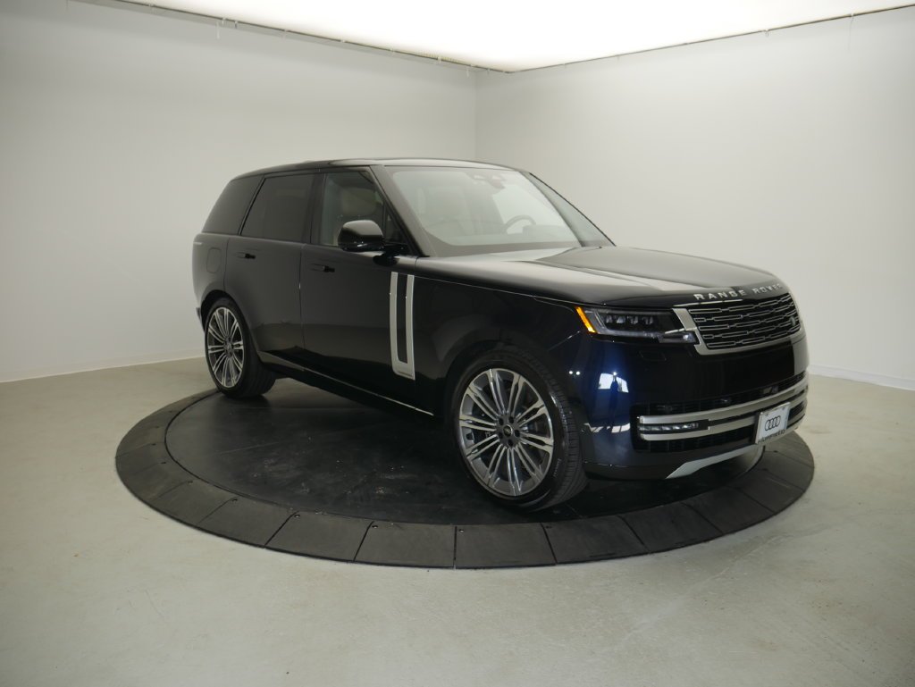 Used 2025  Land Rover Autobiography image 7