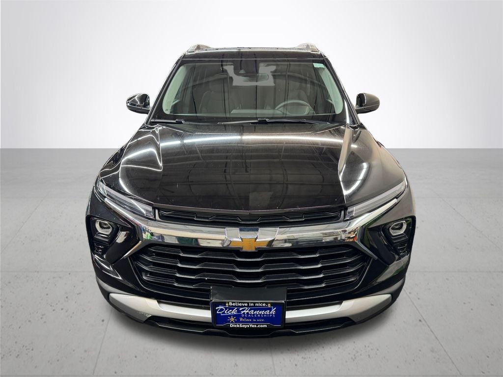 Used 2025 Black Metallic Chevrolet LT image 11