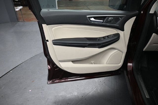 Used 2024 Red Ford Titanium image 20
