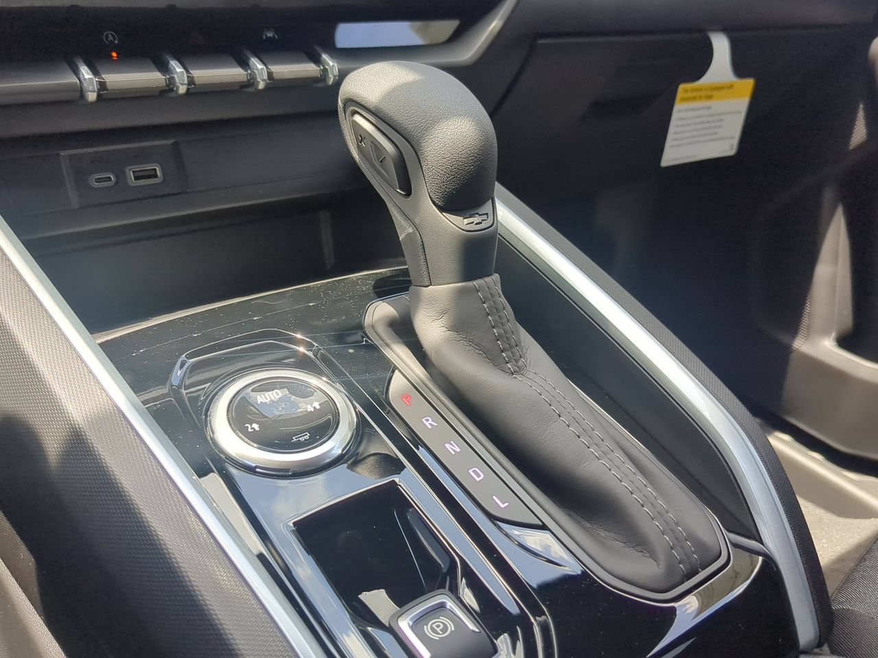2026 Chevrolet Colorado Work Truck - Photo 16