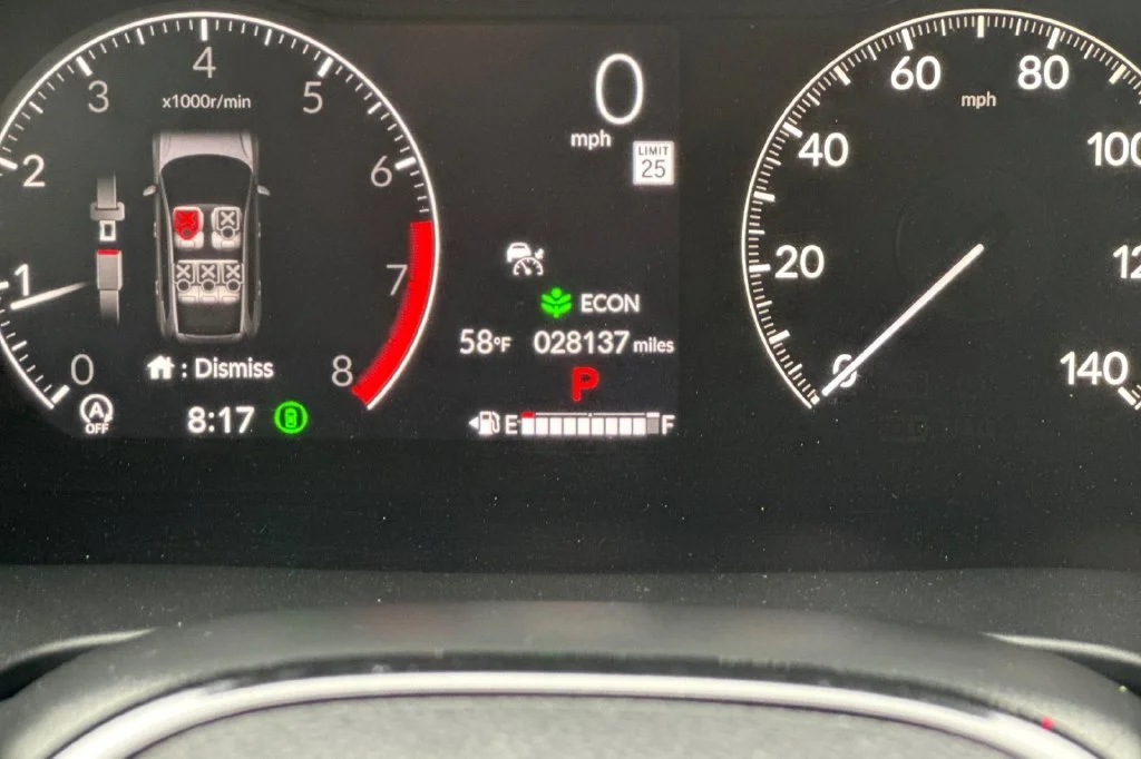Used 2024 Gray Metallic Honda EX-L image 31