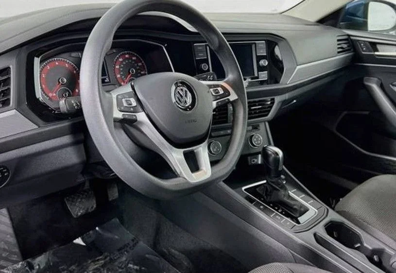 Used 2019 Blue Volkswagen 1.4T S image 10