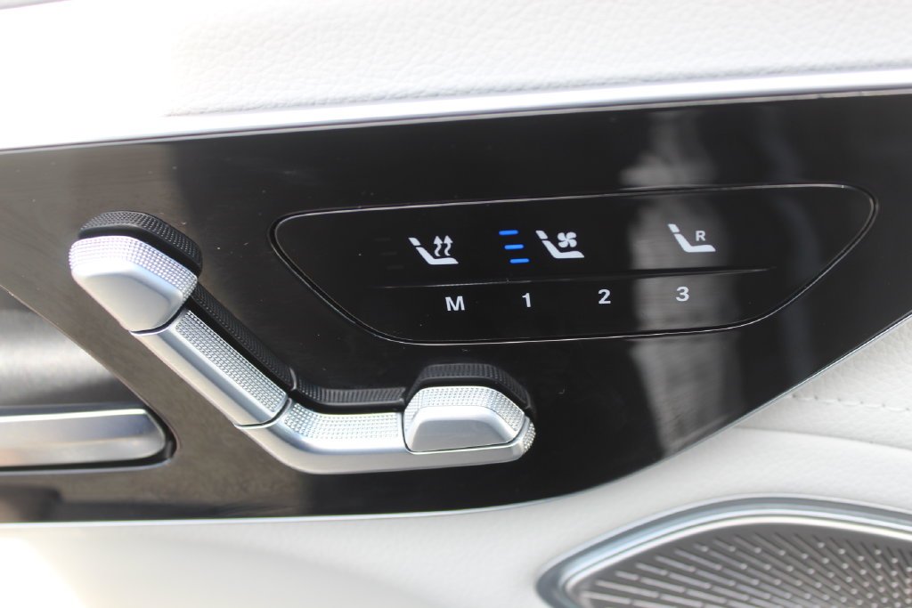 Used 2023  Mercedes-Benz 450 image 15