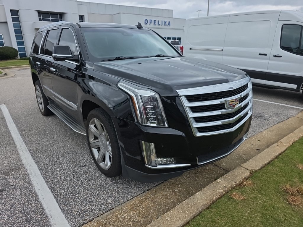 Used 2016 Black Cadillac Luxury image 7