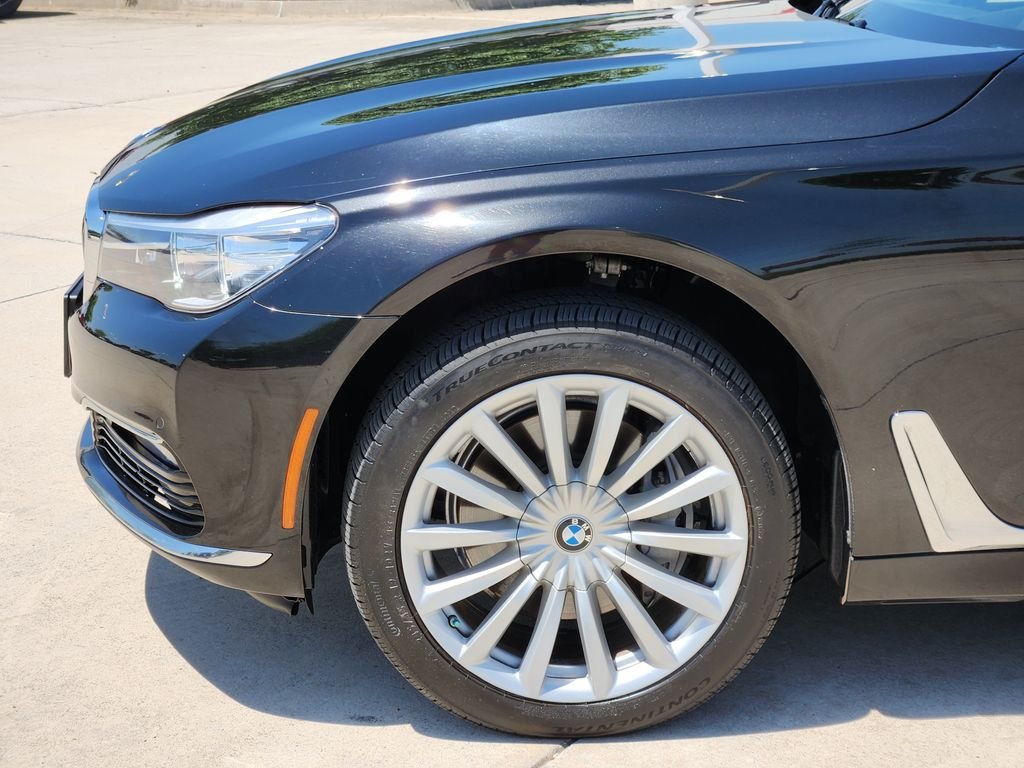 Used 2018 Black BMW 740i xDrive image 8